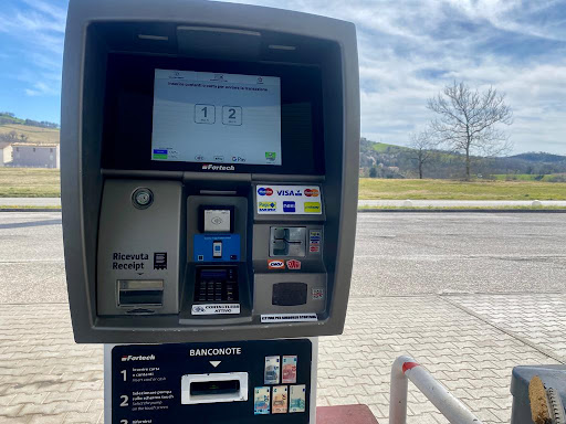 Stazione di Servizio e Autolavaggio Catria Energy - Pergola - Thumbnail