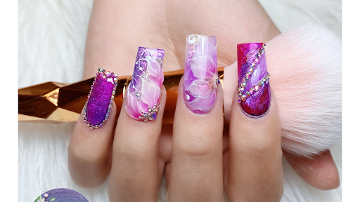 Glamour:Nails