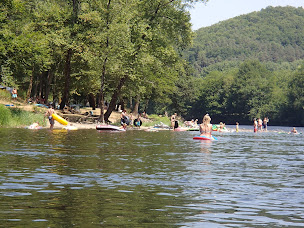 Photo n°19 de Camping Le Vaurette**** à Monceaux-sur-Dordogne (Piscine extérieure)