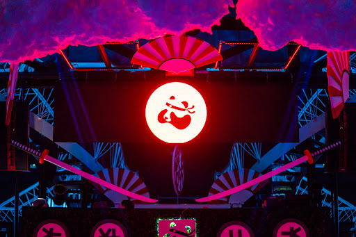 Sinatra Club-Concert Hall - Thumbnail