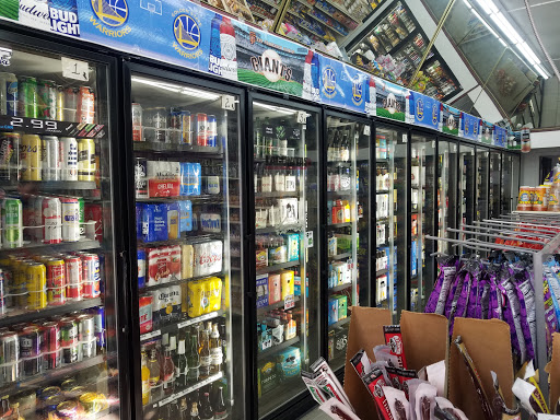 M & M Liquor & Grocery Store - Thumbnail