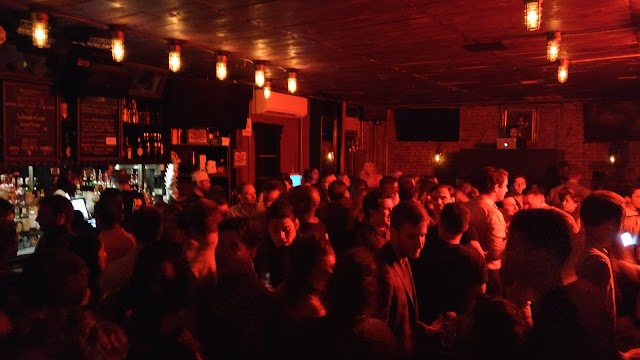 Whiskey Town Bar