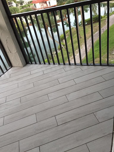 Beach Floor & Decor - Thumbnail