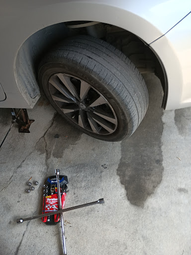 Que’s Automotive Repair Services