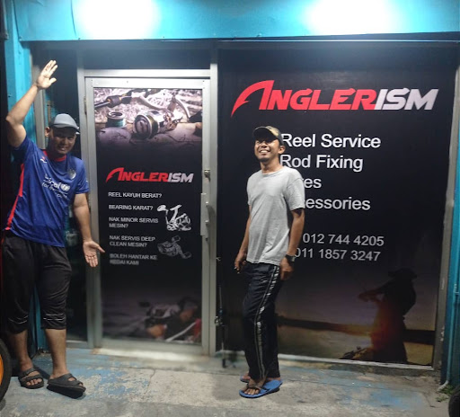 Anglerism Tackle Empire