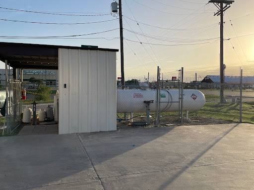 Saenz Hardware and propane - Visual