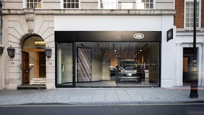 Stratstone Land Rover Mayfair