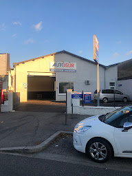 Photo n°1 de Contrôle technique Autosur Bron à Bron (Service de contrôle technique automobile)