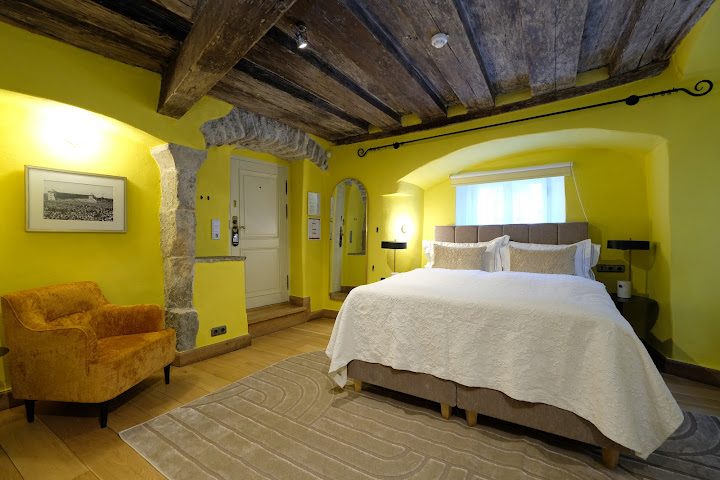 The Three Sisters Hotel by null