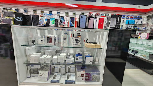 Smart Tech Outlet - Visual