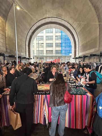 Brooklyn Flea by null