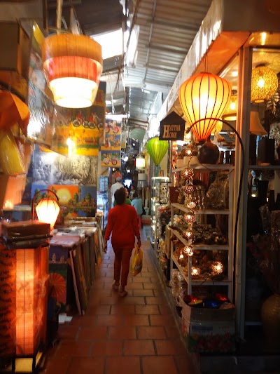 Photos of Tuol Tom Poung Market