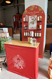 Photo n°32 de SIGNARAMA ANGOULÊME – Experts en Enseignes, Covering et Signalétique à Puymoyen (Fabricant d'autocollants)