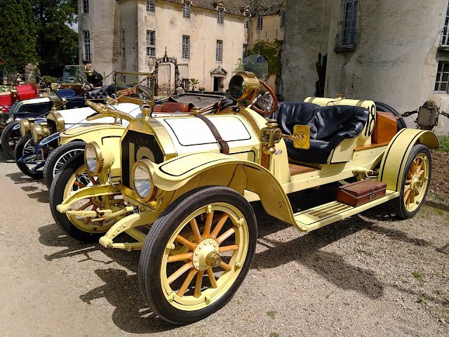 Château de Savigny-Lès-Beaune