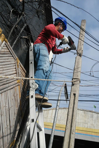 ELETRICISTA FASE INSTALAÇÕES ELÉTRICAS