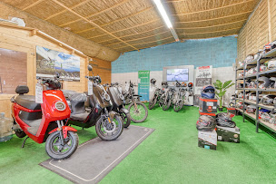 Photo n°4 de Roxad Motors SARL à Trith-Saint-Léger (Concessionnaire de scooters)