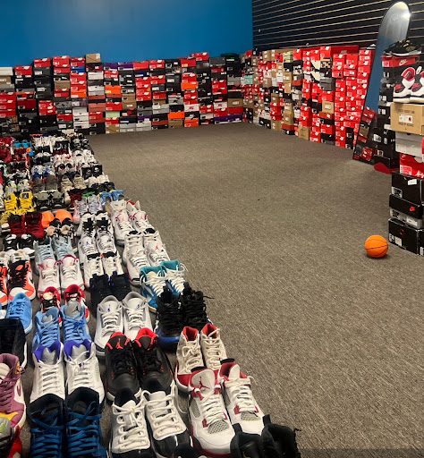 GC KICKS - Visual