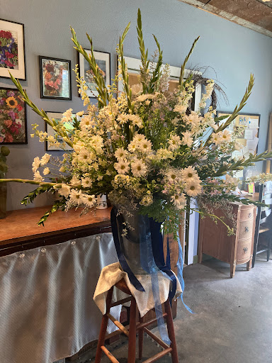 Living Arts Exquisite Floral Designs Gallery - United States
