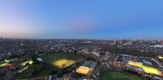 Comments and reviews of The Hurlingham Club