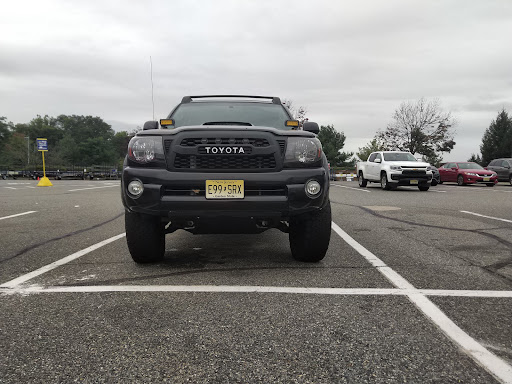 M & L Automotive - Thumbnail