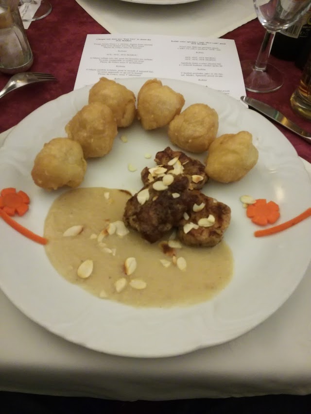 Restaurace L´Eau Vive