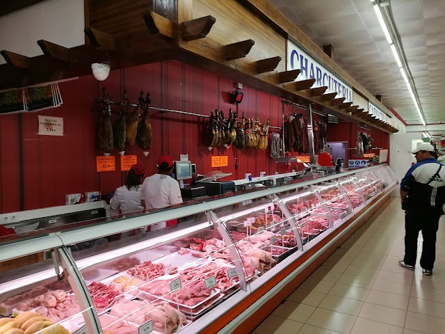 Centre Comercial Hiper Escudero