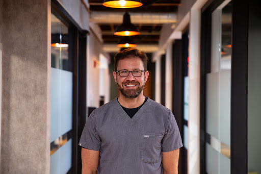 Mon Dental Associates