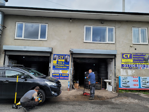 Crompton Tyres - Visual