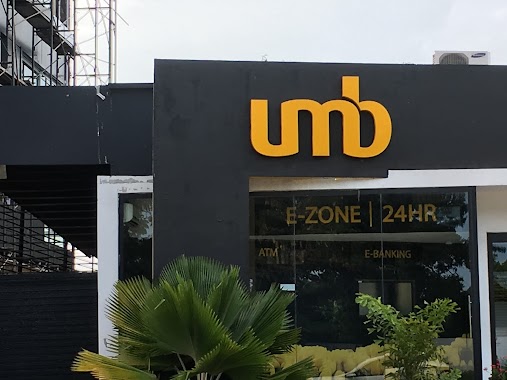 UMB Bank - Labone Branch, Author: Joseph Kobbinah