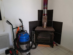 Photo n°8 de Action Ramonage à Toulon (Ramoneur)