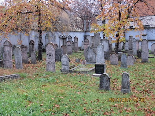 Old Orthodox Jewish Cemetery, Author: Péter Árvay