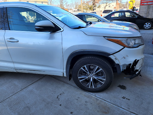 West Hills Complete Car Care Gallery - United States