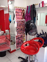 Photo n°22 de P.D.M. Coiffure à Paris (Salon de coiffure)