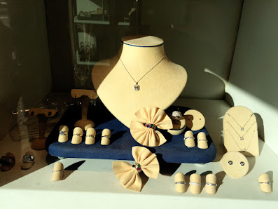 Collar