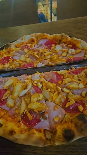 Opinie o Monte Carlo Pizzeria w Katowice - Restauracja