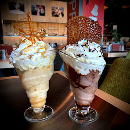 Photo n°42 de AR PRETI - Crêperie Moderne Plaisir à Plaisir (Bar à cidre)