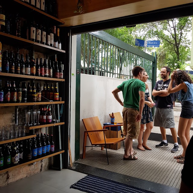 Lira bar empório