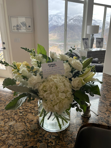 Cedar Village Floral & Gift Inc - Thumbnail