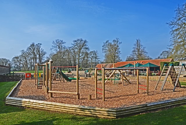 Castle Ashby Gardens & Tea Rooms