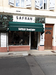 Photo n°21 de Boutique Safran, Prêt à Porter féminin du 36 au 50 u 36 au 52 à L'Isle-Jourdain (Magasin de vêtements pour femmes)