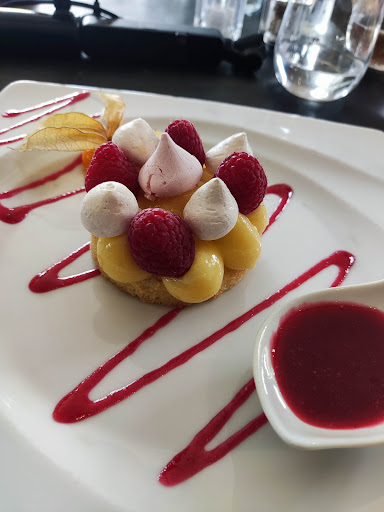 La Tour Sarrasine cuisine traditionnelle fait maison - Thumbnail