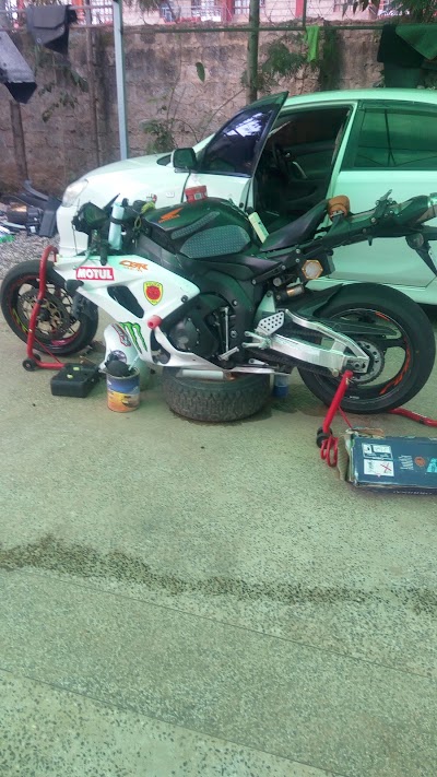 Photos of Extreme Performance Garage