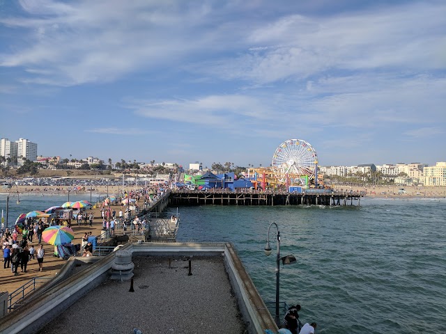 Santa Monica Pier Fishing Platform