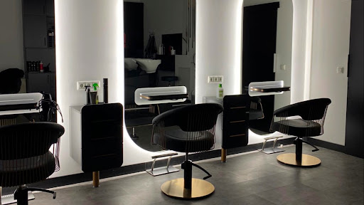 Élégance Hairstudio