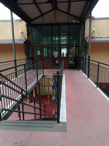 Istituto Comprensivo Statale Filippo Caulino (Plesso di Moiano) Gallery - Italy