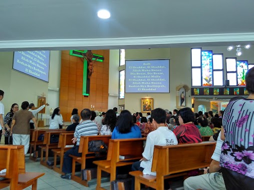 Church of Christ Petamburan, Author: a.nanik Trisnawati