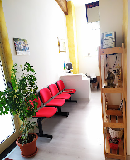 Studio di Fisioterapia dr Luigi RISOLO e dr Iolanda PETTINATO - Thumbnail
