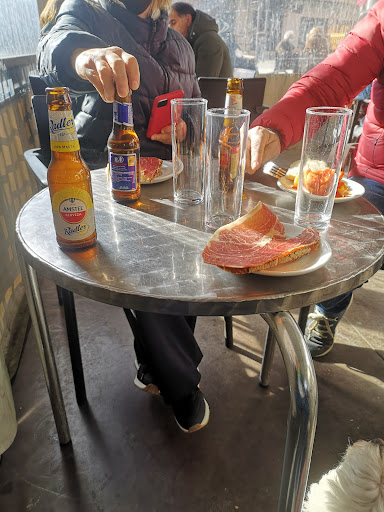 Bar Q.T.R - Visual
