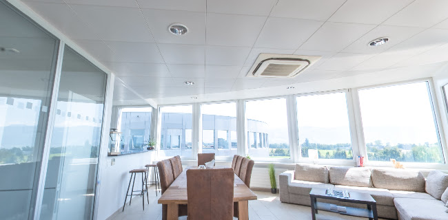 https://online-marketing.ch/agentur/kontakt/?utm_source=google&utm_medium=linkb&utm_name=gmb