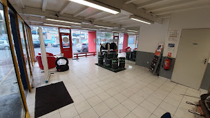 Photo n°6 de Angres automobiles à Angres (Magasin de pièces de rechange automobiles)